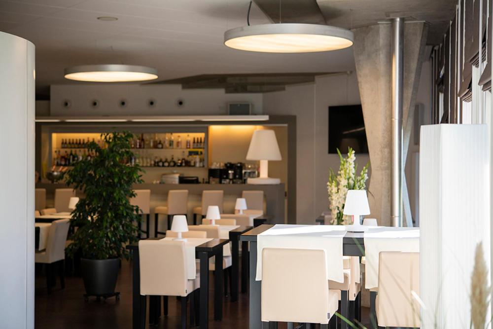 Cip Hotel Tramelan Exterior photo